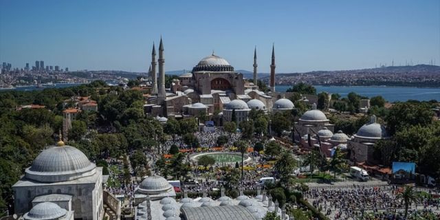 Ayasofya-i Kebir Camii'nin ibadete açılışının ikinci yılı
