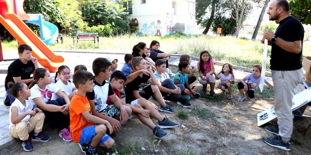 Kırsal mahalledeki çocuklar oryantiring ile tanışıyor