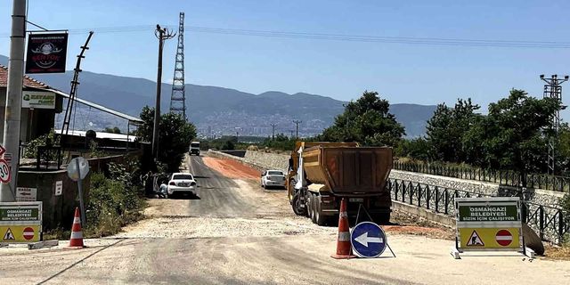 Osmangazi’de asfalt mesaisi devam ediyor
