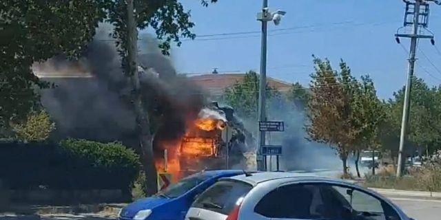 Bursa'daki araç yangınlarında büyük maddi zarar oluştu