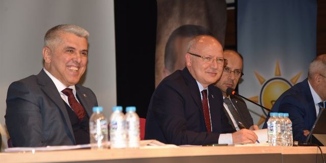AK Parti Bursa yönetimi bu kez Nilüfer teşkilatıyla buluştu