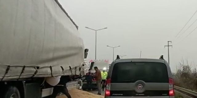Bursa’da tır kazasında sürücü yaralandı