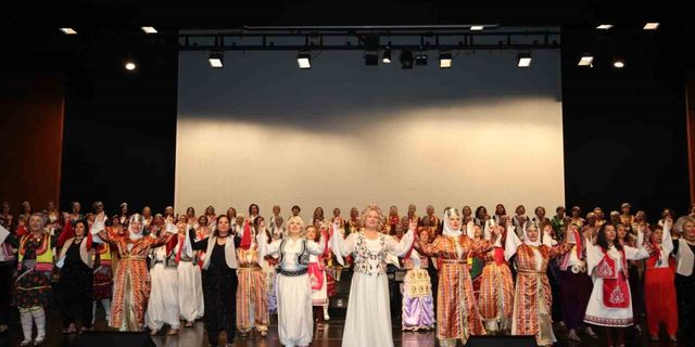 Nilüfer Kadın Korosu'ndan Bulgaristan  konseri