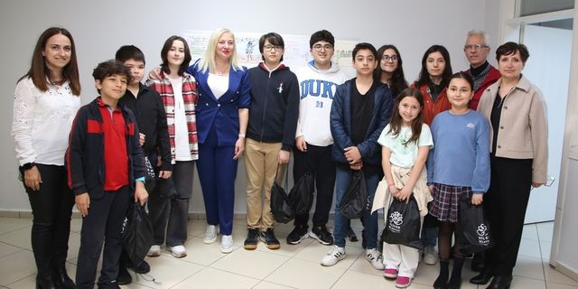 Nilüfer’in Başarılı Karikatüristlerine Ödül!