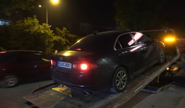Çalıntı Arabayla Gezerken Polise Yakalandı!