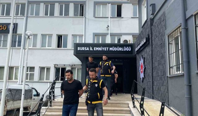 Darp edip silahla yaraladılar, polisten kaçamadılar!