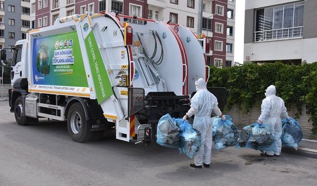 Kayseri Kocasinan'da geri dönüşüm ağaçları kurtardı