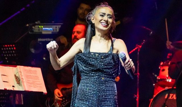 Yıldız Tilbe Türkiye'nin en eğlenceli kadın şarkıcısı seçildi