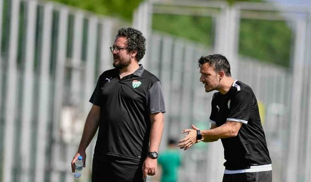 Bursaspor’da çalışmalar hız kesmeden sürüyor