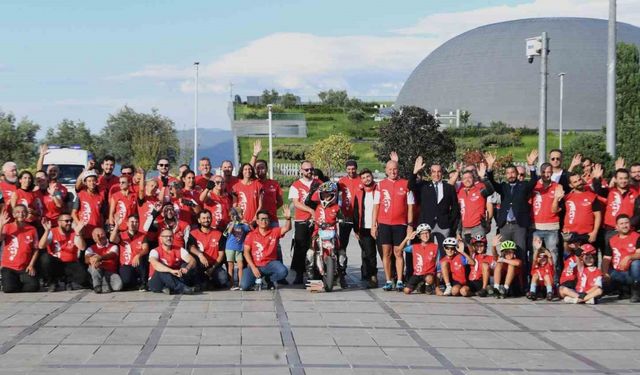 Bursa’nın kurtuluşunun yıldönümüne motosikletliler damga vurdu