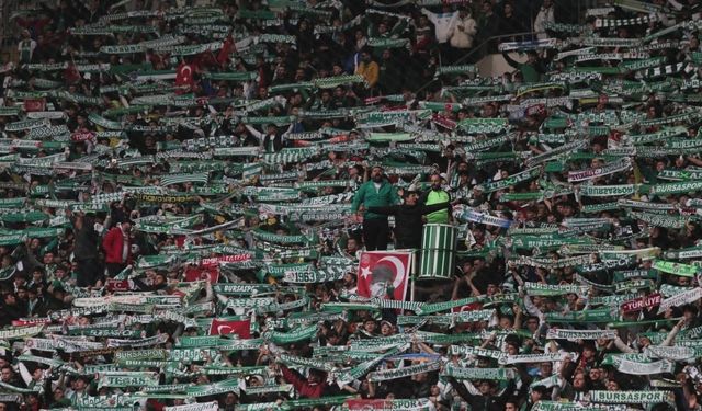 Bursaspor'da maç biletleri satışa çıktı... 2 saatte 27 bin bilet satıldı