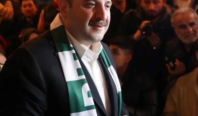 Mustafa Varank, Bursaspor’un deplasman sponsoru oldu