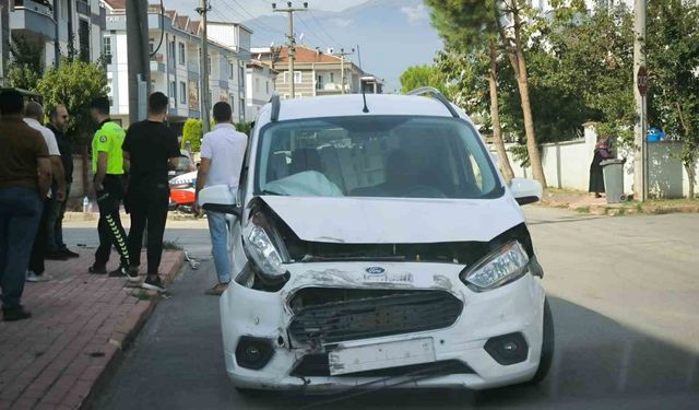 Okul servisi kaza yaptı: 8’i öğrenci 11 kişi yaralandı