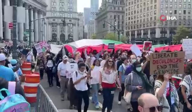 İsrail saldırılarının 1. yıl dönümünde New York'ta protesto