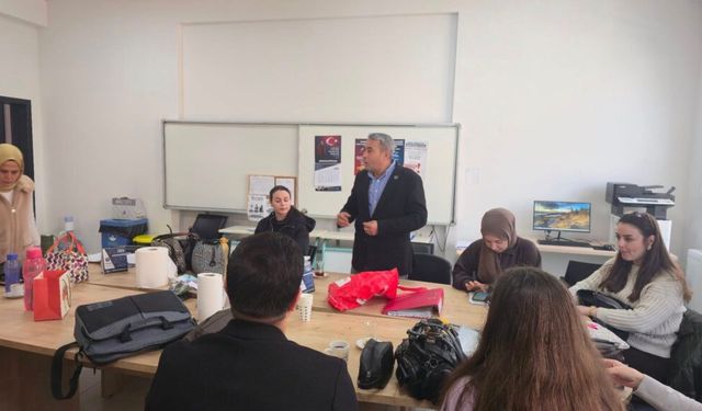 "Eğitim Çalışanları İntihar Noktasına Geldi!"