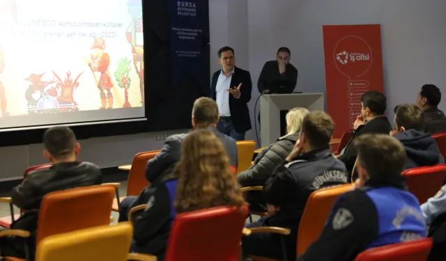 Bursa Büyükşehir'in turistik noktalarında görev alan personeline 'değerler' eğitimi