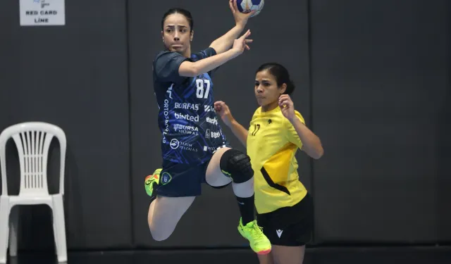 Kadın hentbolcular EHF Avrupa Kupası kapısını araladı