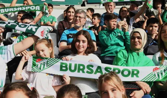 Bursa Osmangazi'de 100 çocuk ilk kez Bursaspor maçında