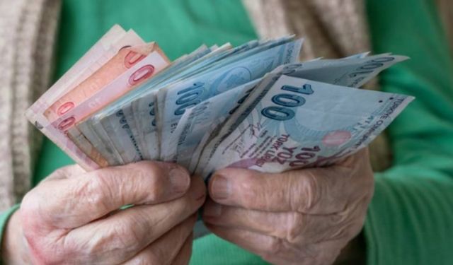 İşte Ocak 2026'da memur ve emekli maaşları