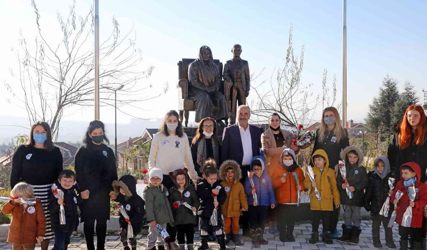 Mudanya'da Zübeyde Hanım anıldı