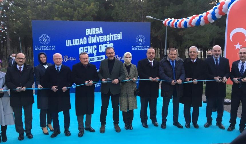 Bursa’da gençlere özel modern ofisler hizmete girdi