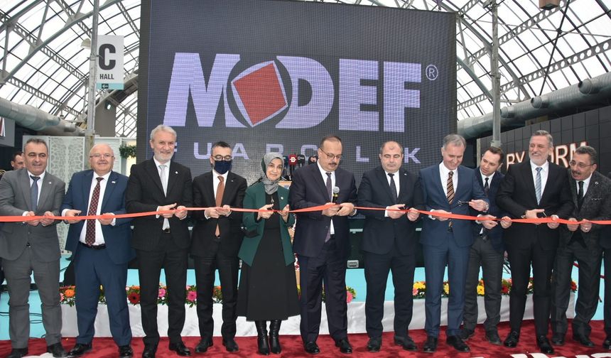 MODEF 2022 Uluslararası İnegöl Mobilya Fuarı açıldı