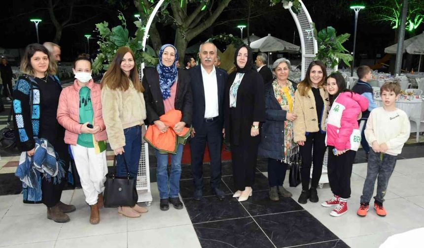 Yenişehir'de belediye çalışanlarına iftar