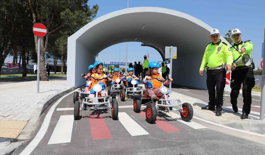 Çocuk Trafik Eğitim Parkı’nda "Trafik eğitimi temelden başlıyor"