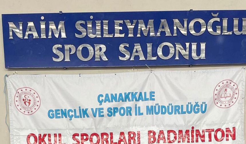 Osmangazili badmintoncular Çanakkale'de birincilik kürsüsünde