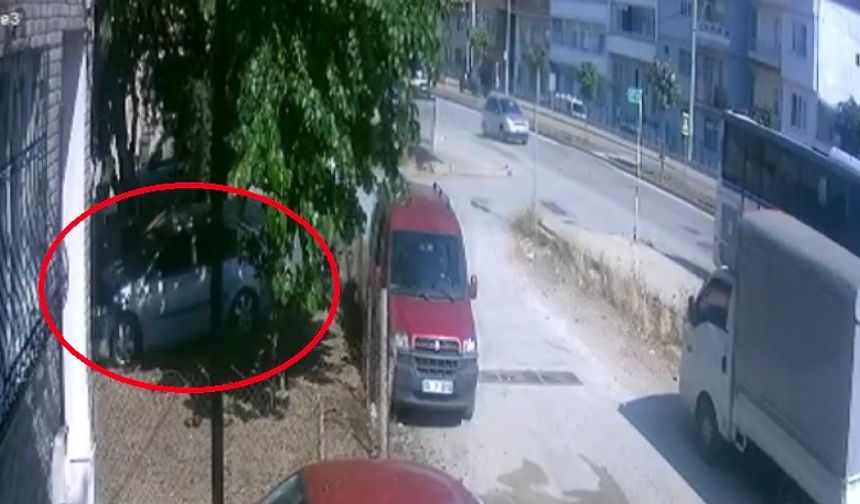 Bursa’da kontrolden çıkan otomobil bahçeye uçtu!