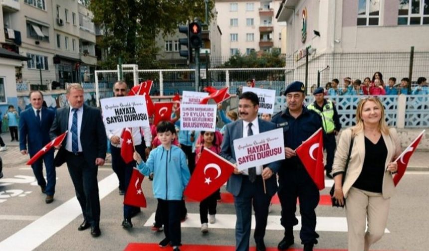Bursa Mudanya’da 'kırmızı çizgi' farkındalığı