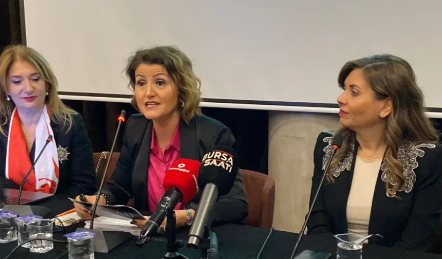 Bursa’da Kadının Seçme ve Seçilme Hakkı Gündemli Özel Etkinlik: "İnsan Kadın"