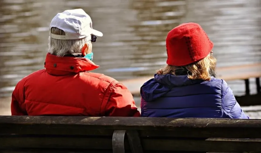 Türkiye'de yeni orta yaş 34,9 oldu