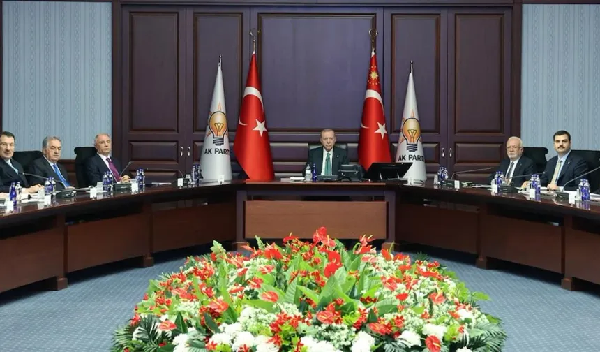 İktidardan belediye hamlesi