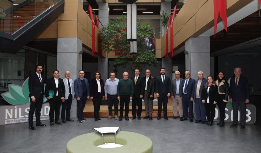 Nilüfer Belediye Başkanı Şadi Özdemir, ilçedeki organize sanayi bölgeleri (OSB) temsilcileriyle bir araya gelerek, sorun